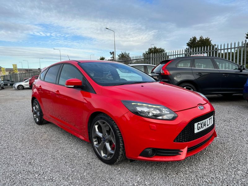 Used FORD FOCUS in Newport, Wales for sale